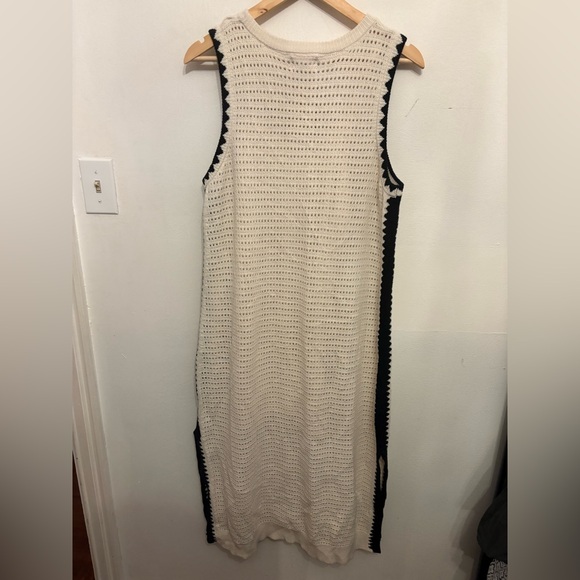 Universal Thread Beige and Black Knit Midi Dress - Picture 7 of 7
